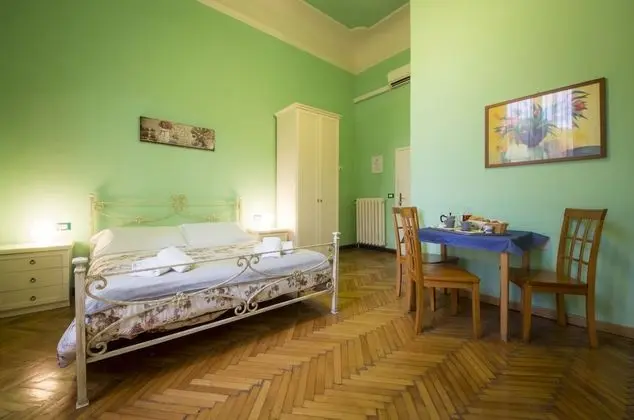 Superior Üç Kişilik Oda, Banyolu/Duşlu