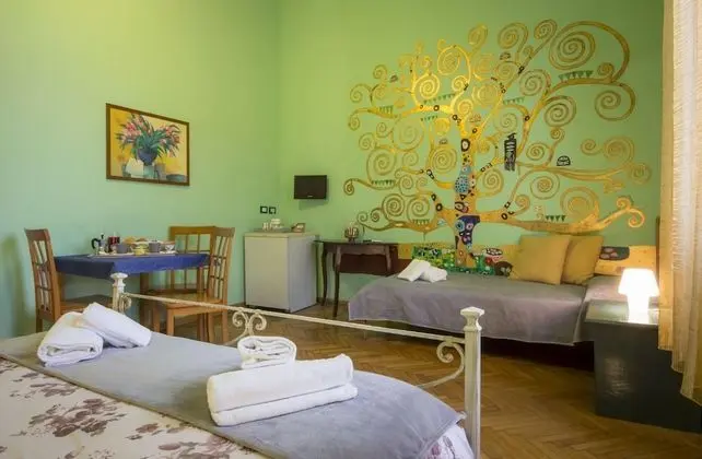 Superior Üç Kişilik Oda, Banyolu/Duşlu