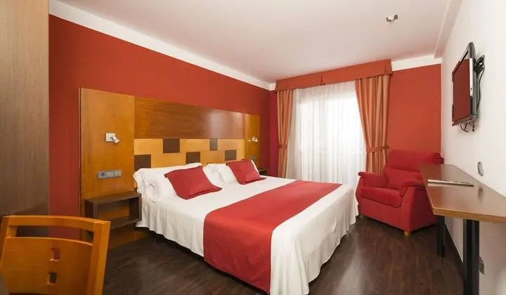 Economy Tek Büyük Yataklı Oda