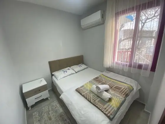 Çift Kişilik, Köy Manzaralı, Balkonlu