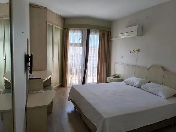Standart Oda, Deniz Manzaralı, Balkonlu
