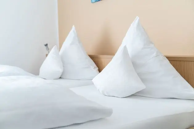 Tek Büyük Yataklı Oda, Balkon