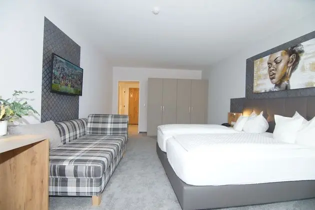 Comfort Tek Büyük Yataklı Oda, Bahçe Manzaralı