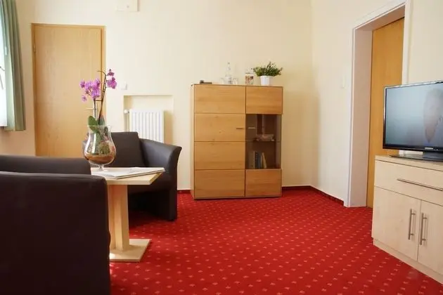 Comfort Tek Büyük Yataklı Oda, Bahçe Manzaralı