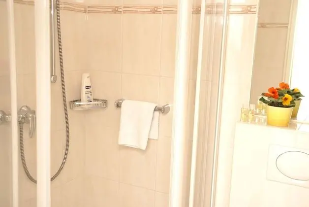 Superior Tek Büyük Yataklı Oda, Bahçe Manzaralı