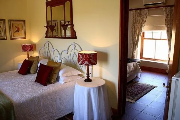Standard Room - King / Twin- Shower only