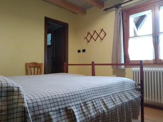 Tek Büyük veya İki Ayrı Yataklı Oda