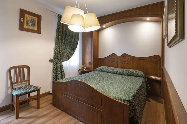 Standard Tek Büyük Yataklı Oda, Balkon, Dağ Manzaralı