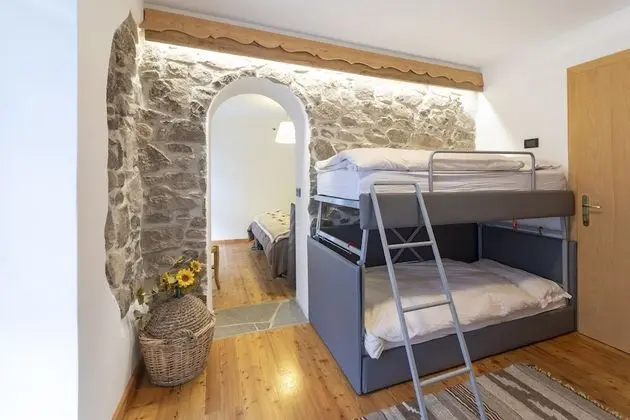 Superior Dört Kişilik Oda, Dağ Manzaralı