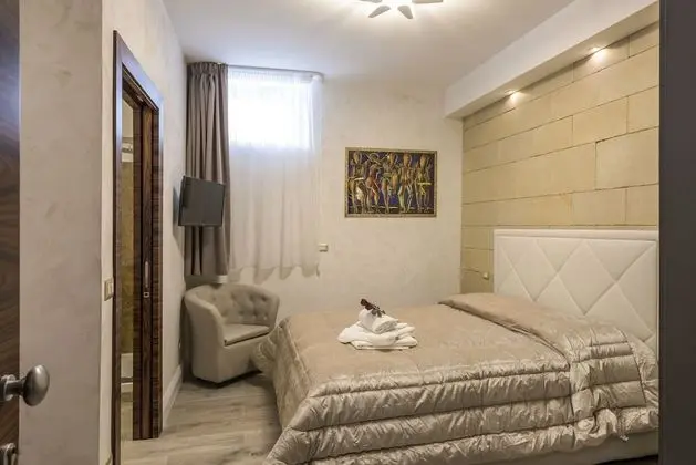 Standard Tek Büyük Yataklı Oda