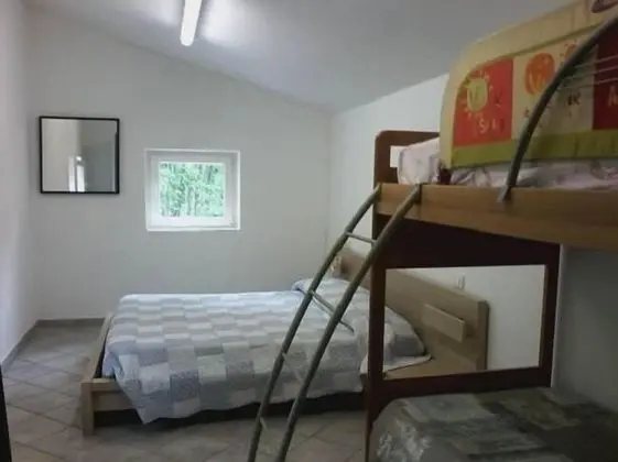 Dört Kişilik Oda, Birden Çok Yatak, Sigara İçilmez, Ortak Banyo