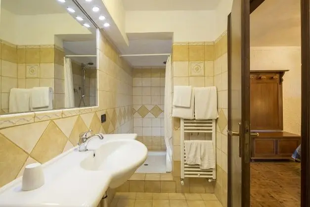 Standard Tek Büyük veya İki Ayrı Yataklı Oda