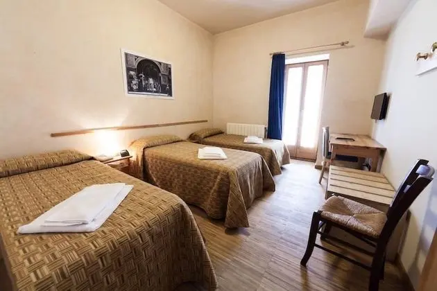 İki Ayrı Yataklı Oda (2 Single Beds)