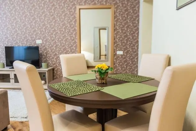 Apart Daire, 2 Yatak Odası, Balkon