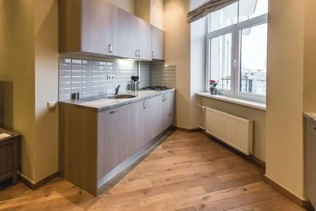 City Tek Büyük Yataklı Oda