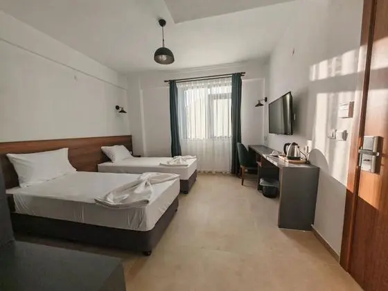 standart iki ayrı yataklı twin oda