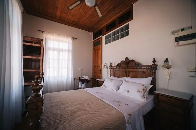 Tek Büyük Yataklı Oda, Balkon (Bourtzi)