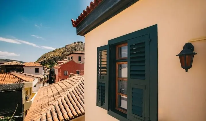 Tek Büyük Yataklı Oda, Balkon (Bourtzi)
