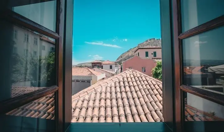Tek Büyük Yataklı Oda, Balkon (Bourtzi)