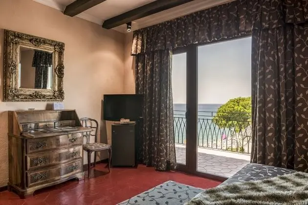 Romantic Oda, Teras, Kısmi Deniz Manzaralı
