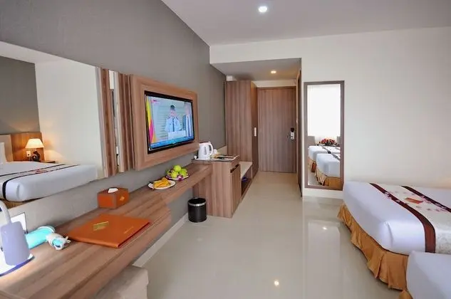 Senior Oda, Şehir Manzaralı