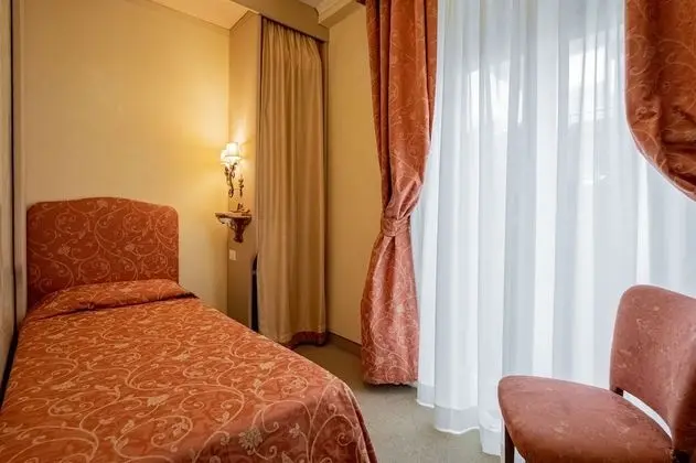 Standard Tek Kişilik Oda, 1 Tek Kişilik Yatak