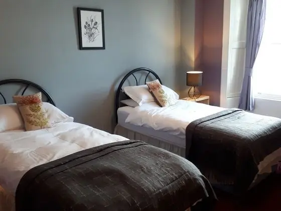 İki Ayrı Yataklı Oda, Banyolu/Duşlu (The Thistle Suite)