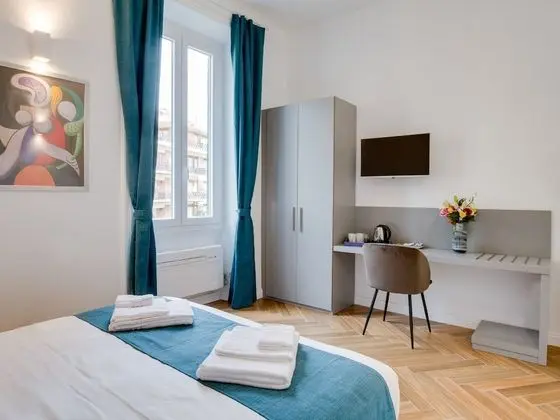 Comfort Tek Büyük veya İki Ayrı Yataklı Oda