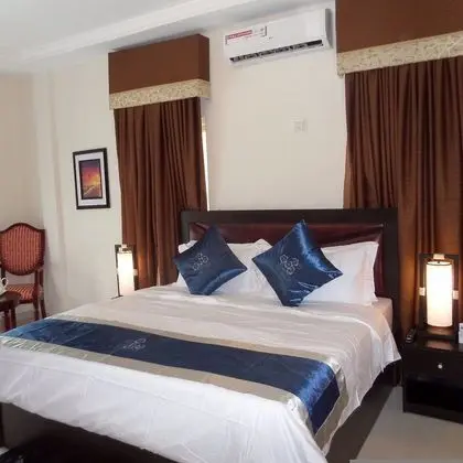Executive Room