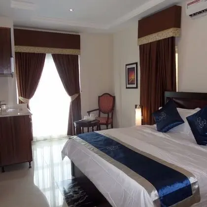 Executive Room
