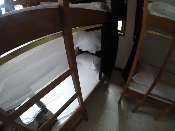 Basic Ortak Ranzalı Oda (6 beds)
