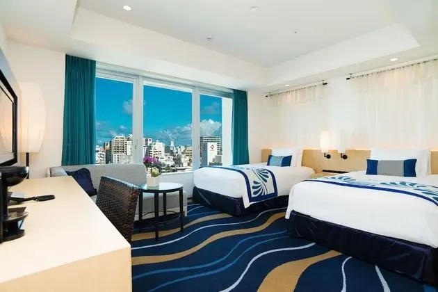 İki Ayrı Yataklı Oda, Sigara İçilmez