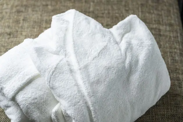 İki Ayrı Yataklı Oda, Sigara İçilmez