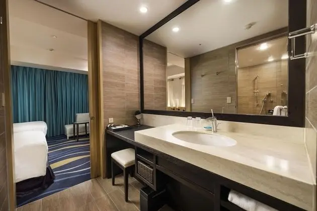 İki Ayrı Yataklı Oda, Sigara İçilmez