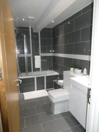 Luxury Apart Daire, Banyolu/Duşlu