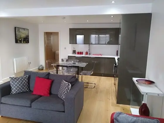 Luxury Apart Daire, Banyolu/Duşlu