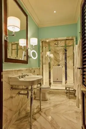 Deluxe Oda, 1 Büyük (Queen) Boy Yatak, Deniz Manzaralı