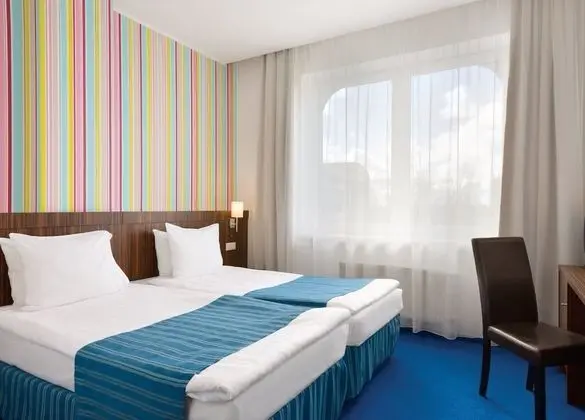 Standard Double or Twin 1 Double Bed or 2 Twin Beds