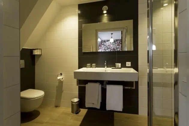 Comfort Tek Büyük Yataklı Oda