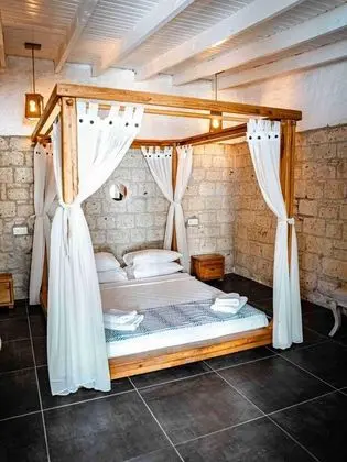 Standart Oda, Havuz Manzaralı, Bahçe Katı