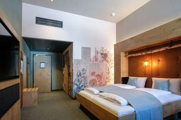 Basic Tek Büyük Yataklı Oda