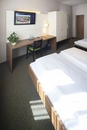 Üç Kişilik Oda (Familienzimmer)