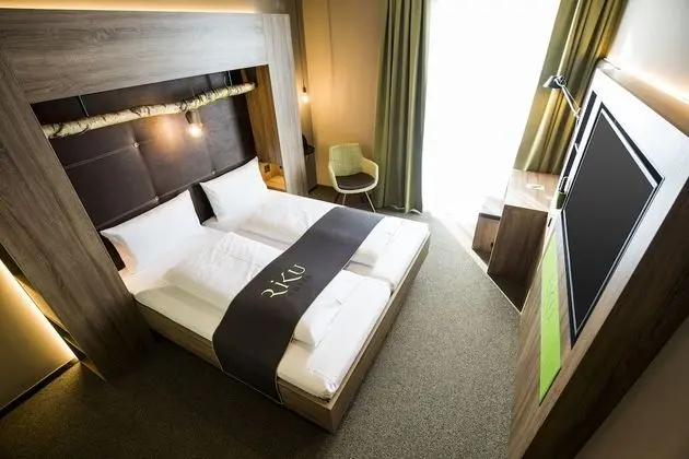 Classic Tek Büyük Yataklı Oda