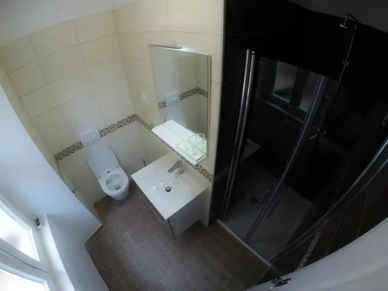 City Tek Büyük Yataklı Oda