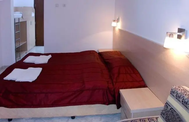 Tek Büyük Yataklı Oda