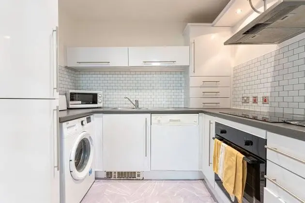 City Apart Daire, Banyolu/Duşlu (Riley House)