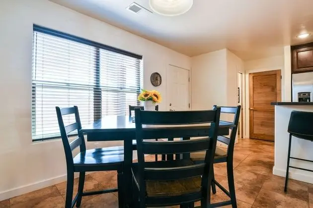 Ev, Birden Çok Yatak, Sıcak Su Havuzu, Dağ Manzaralı (Rim Vista 15A3)