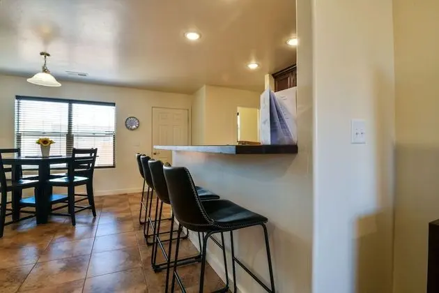 Ev, Birden Çok Yatak, Sıcak Su Havuzu, Dağ Manzaralı (Rim Vista 15A3)