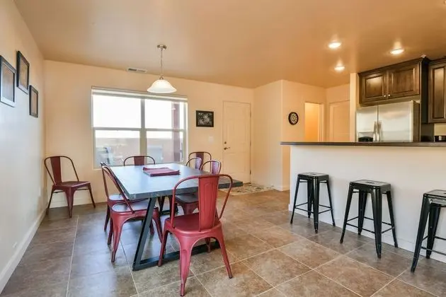 Daire, Birden Çok Yatak, Sıcak Su Havuzu, Dağ Manzaralı (Rim Vista 18A1)