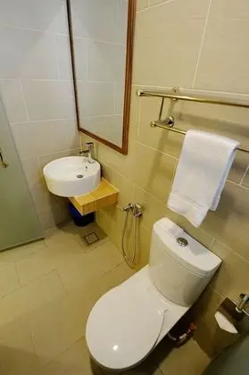 Standard Oda, 1 Büyük (Queen) Boy Yatak, Penceresiz